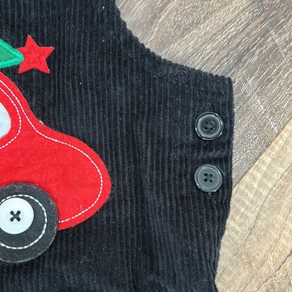 Mudpie 100% Cotton Black Corduroy Red Truck Christmas Overalls Toddler Size 2T - Picture 6 of 10